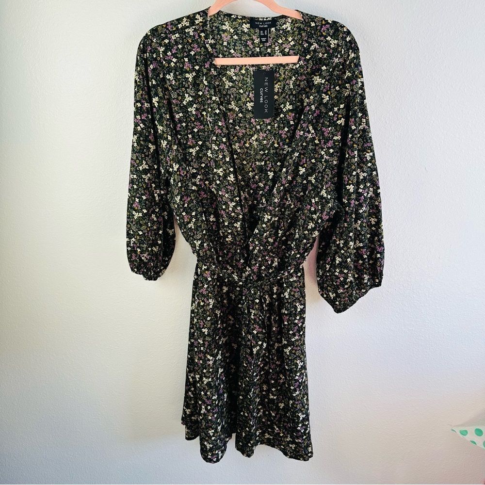 New‎ Look Curves Ditzy Floral Belted Dress NWT Size 24
